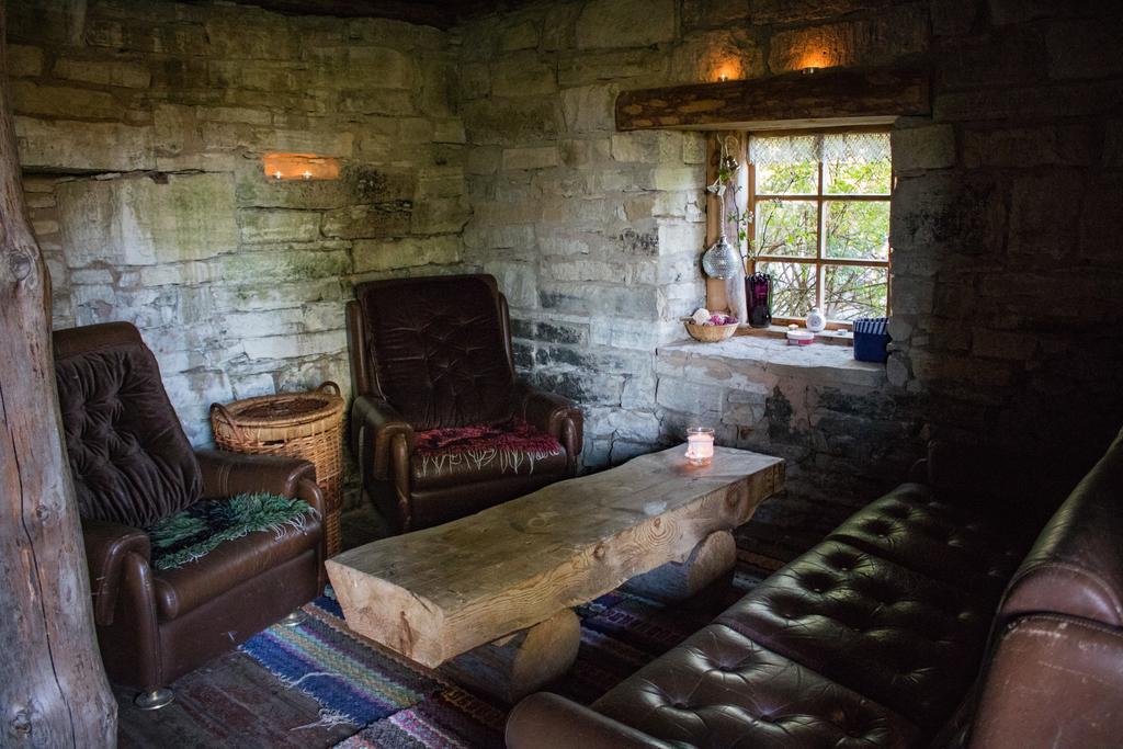 Вилла Kuusetuka Tourism Farm Pahkla Экстерьер фото