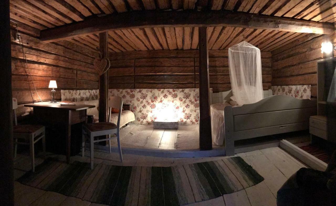 Вилла Kuusetuka Tourism Farm Pahkla Экстерьер фото